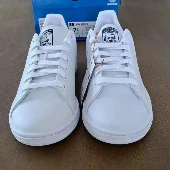 adidas Stan Smith Shoes - Color: White / Navy - Size: 7.5 - Picture 3 of 12